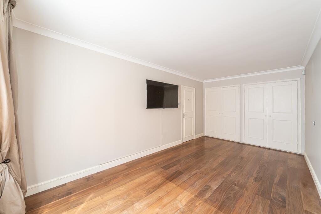 1-2-Bristol-House...