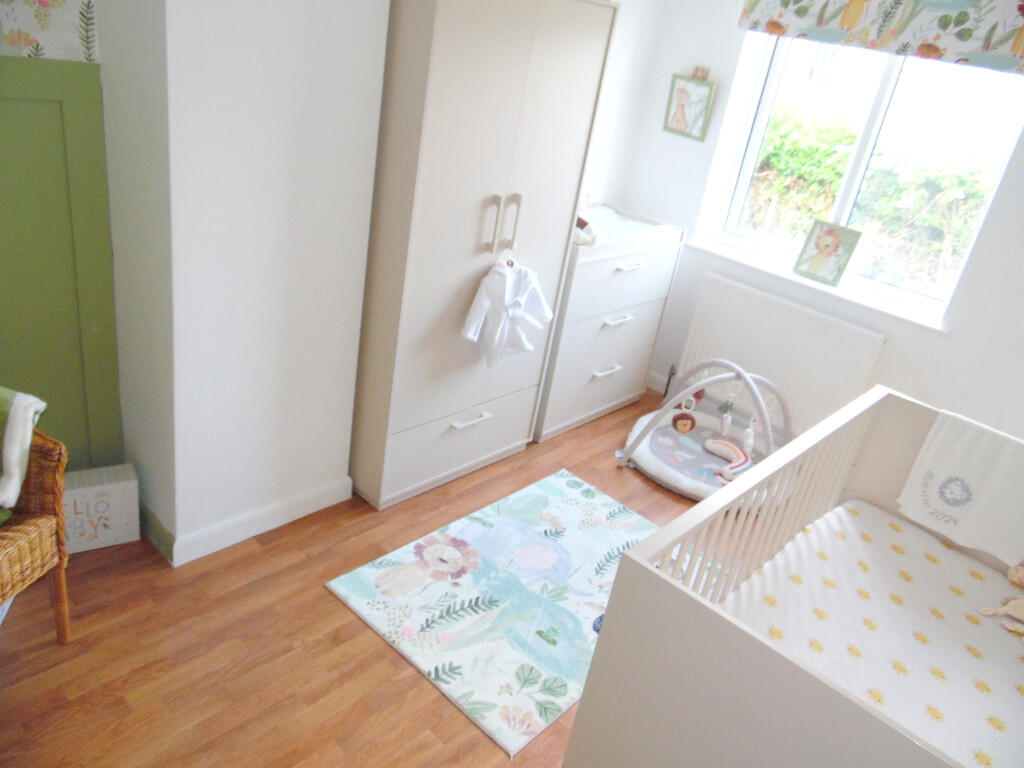 BEDROOM 2