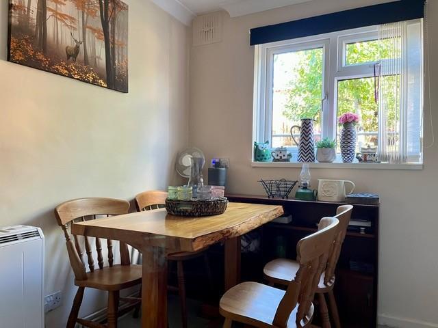 Dining area.jpg
