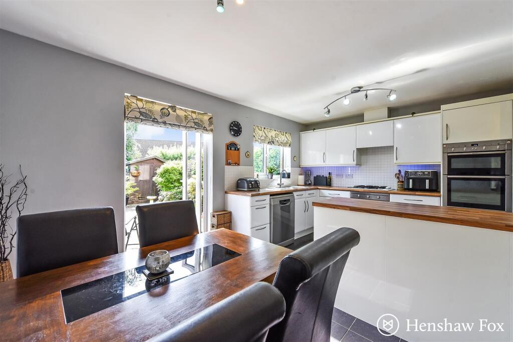 Ph6_5909222 - Copy.jpg