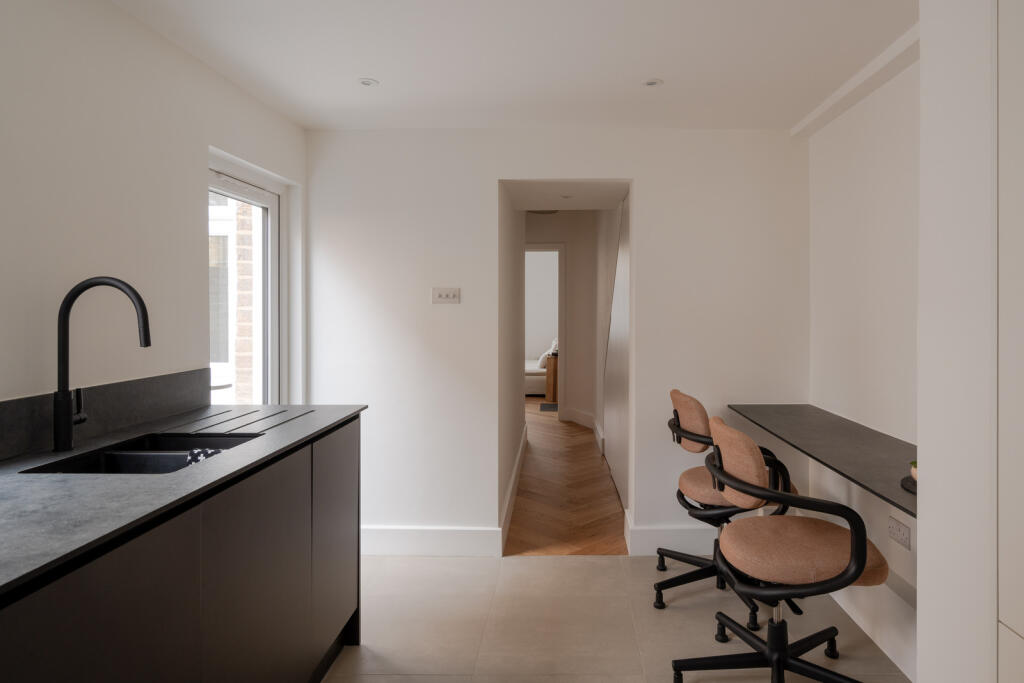 264326 - York Way, London N7 - high res - NPP01...