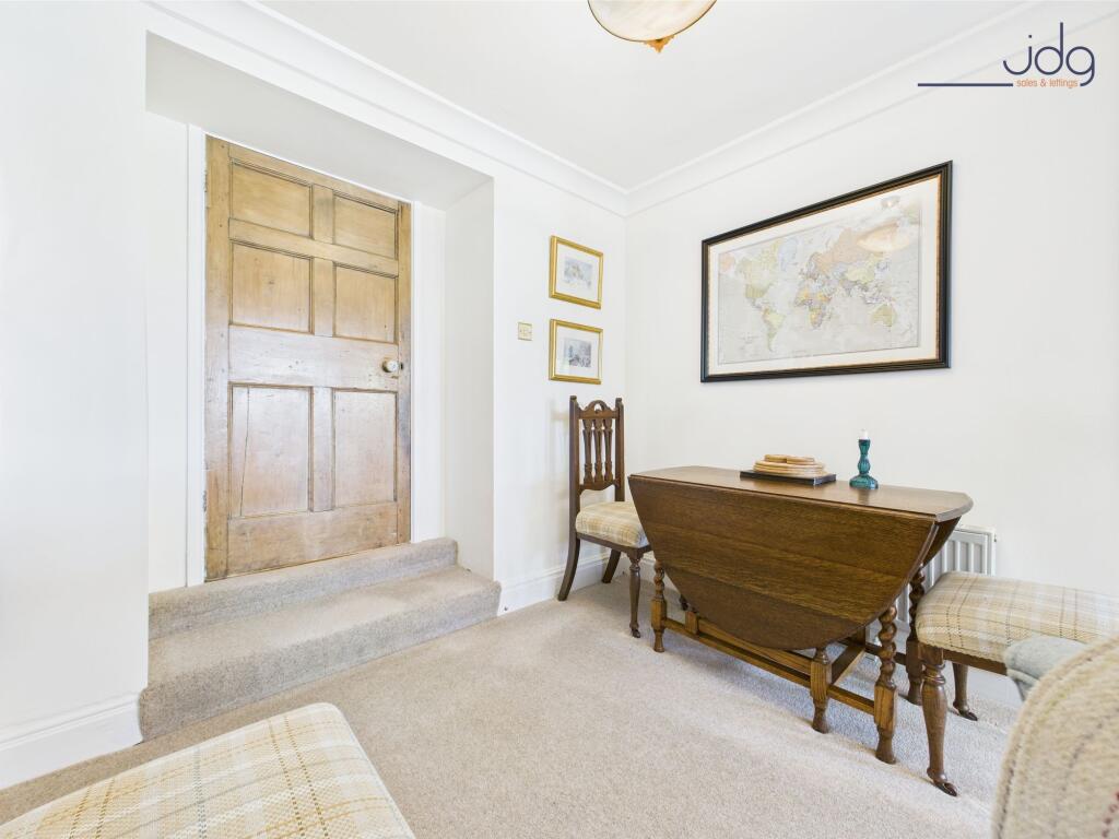 Open plan living dining