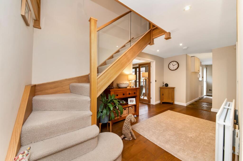 ENTRANCE HALLWAY