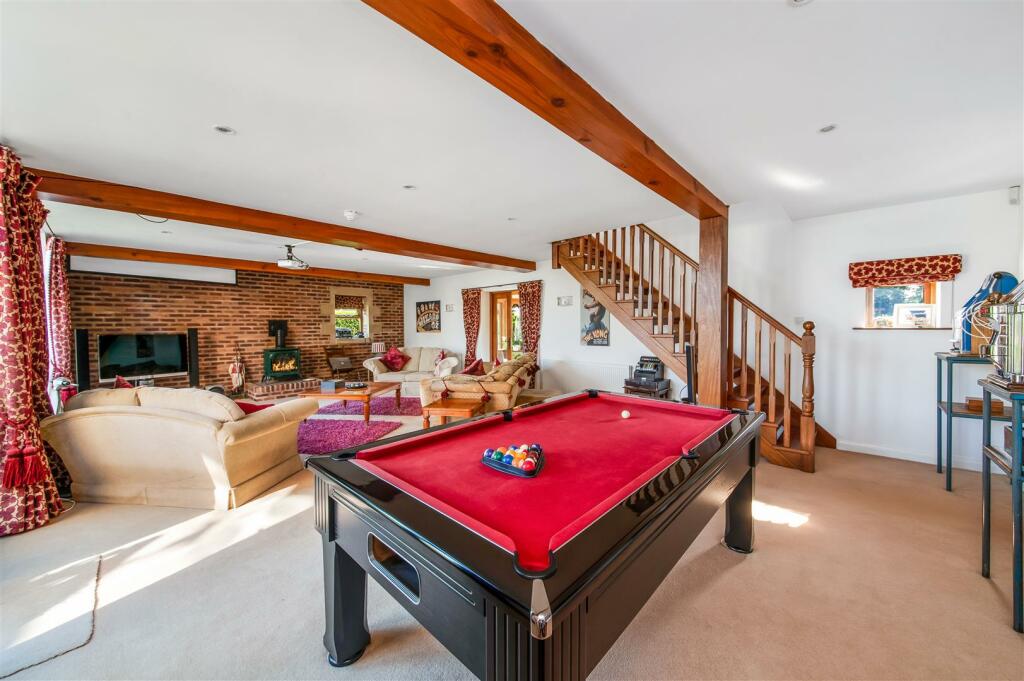 games room sitting room.jpg