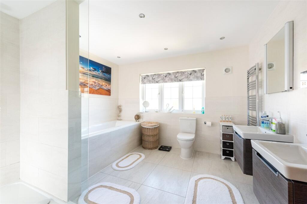 En Suite One