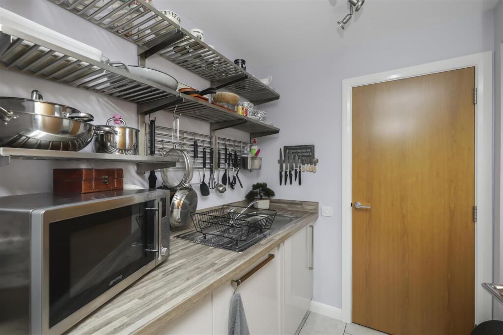 29 McDonald Street 15.jpg