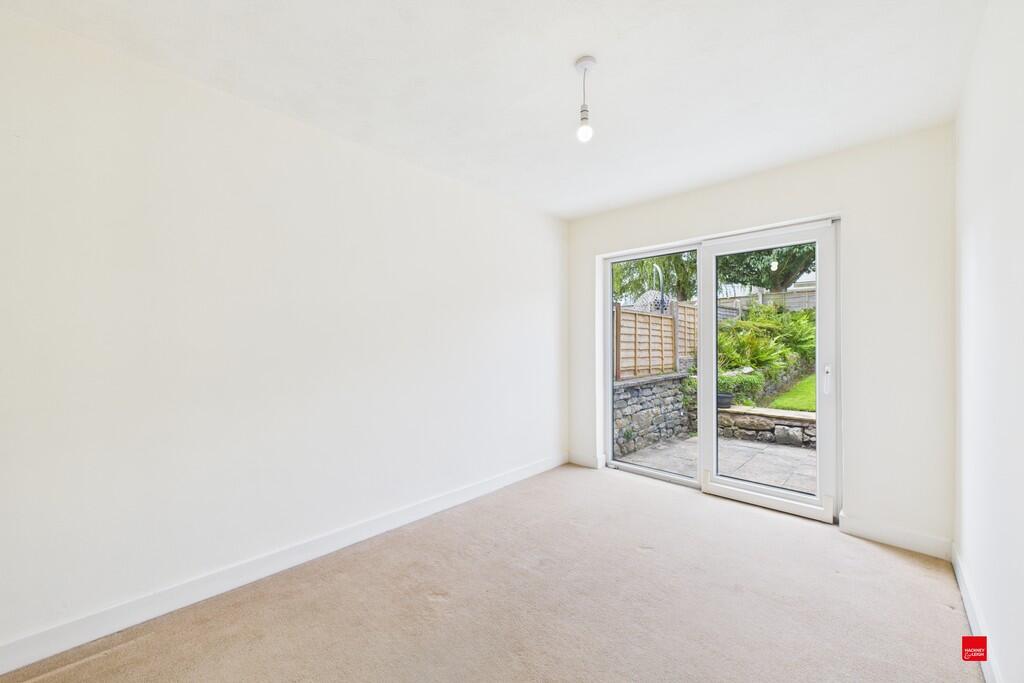 Second Lounge or ...