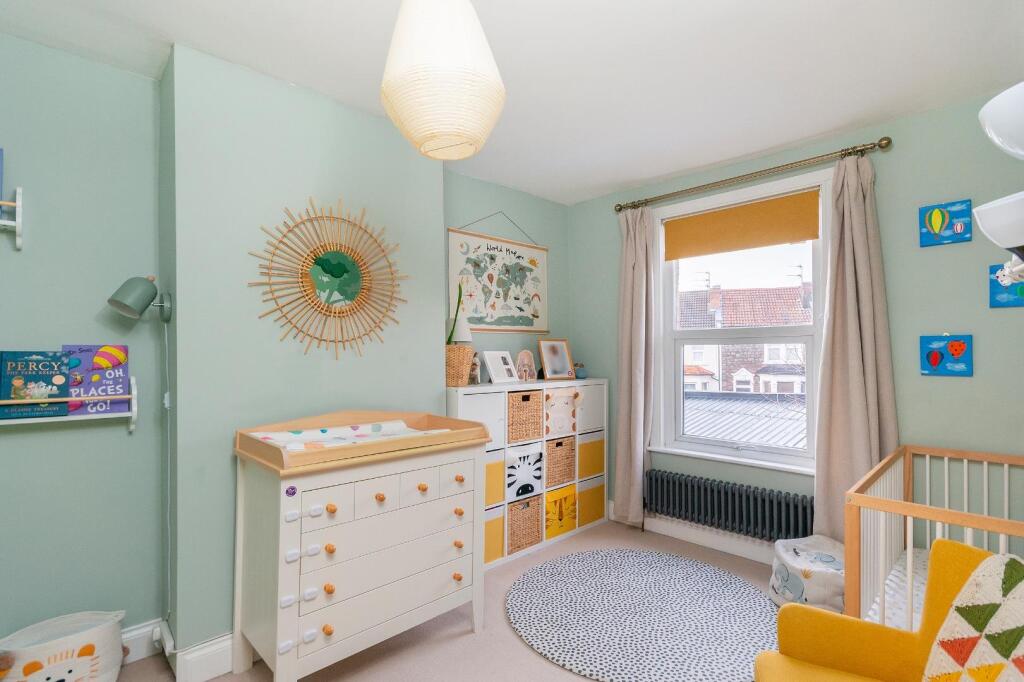 1U1SRBN - Bedroom D.jpg