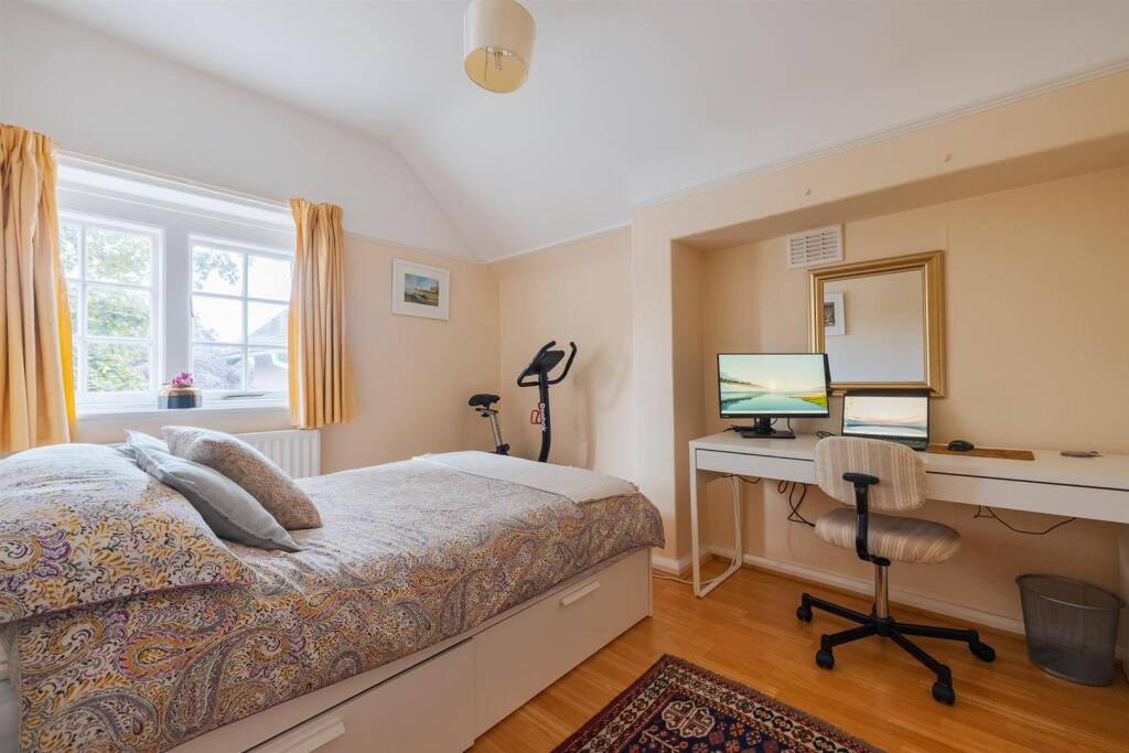 36 Circular Dr-36.jpg