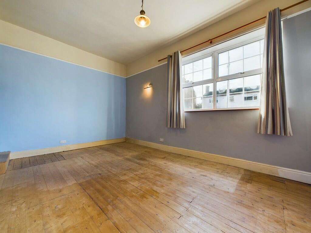 CAM04273G0-PR0038...