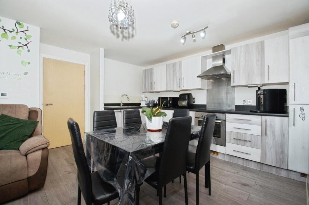 Dining Area/Kitchen