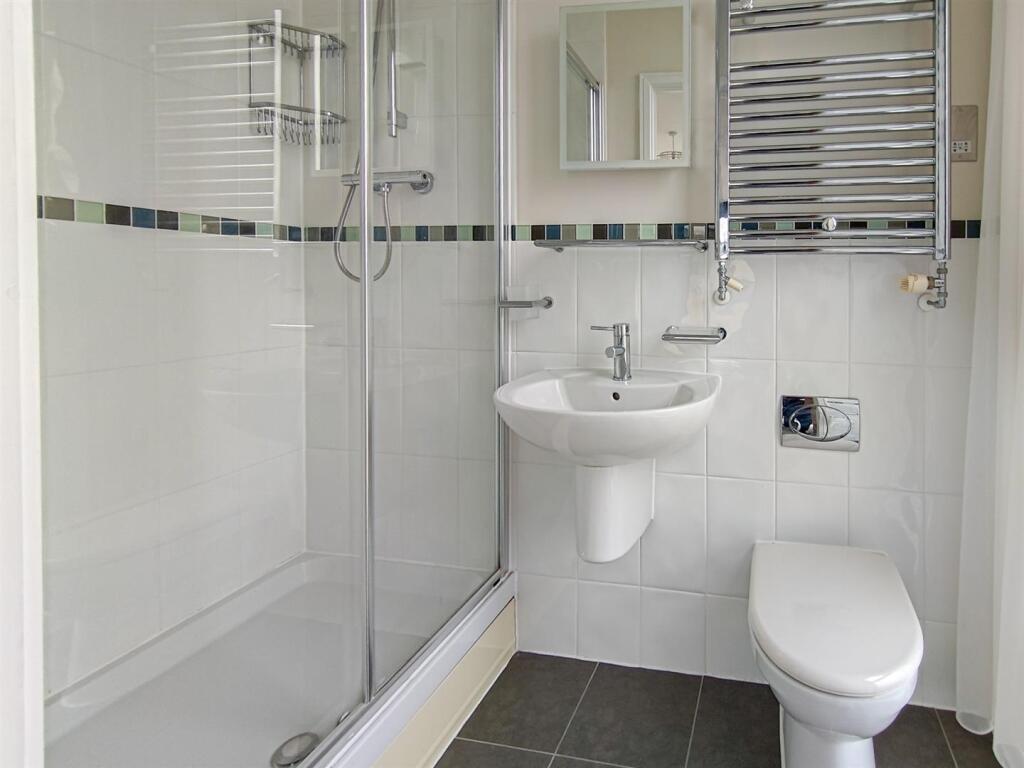 Ensuite