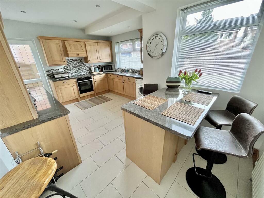 Breakfast Kitchen.jpg