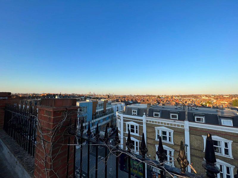 Roof terrace 