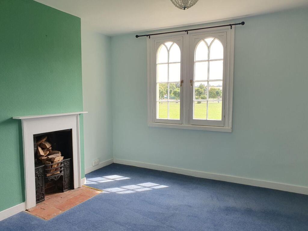 Bedroom 2 to window.jpg