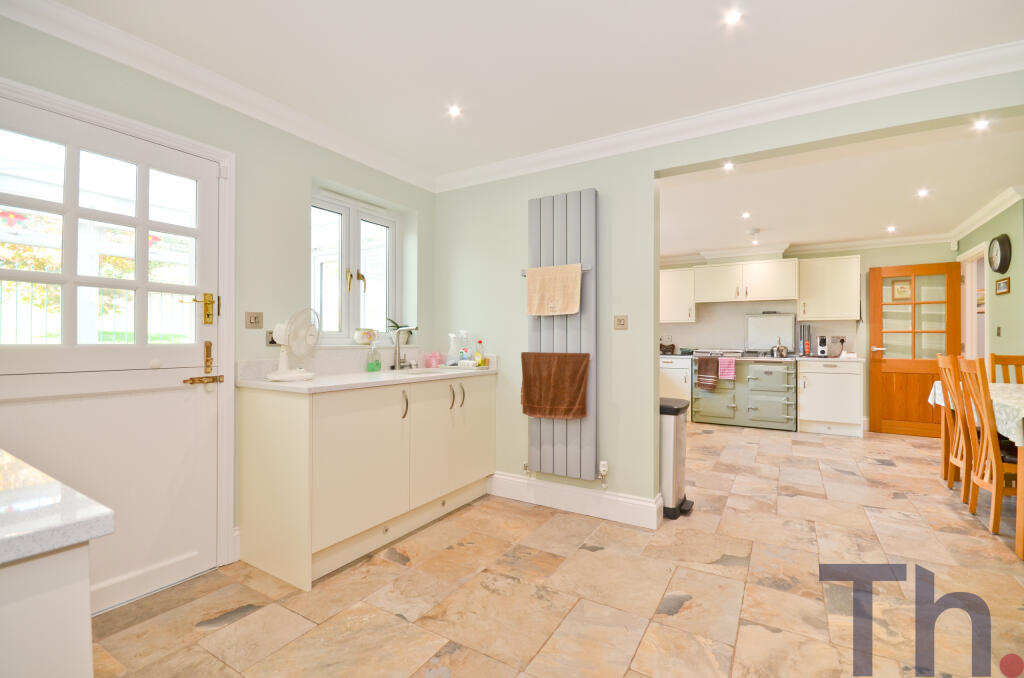 Kitchen &amp; Utility