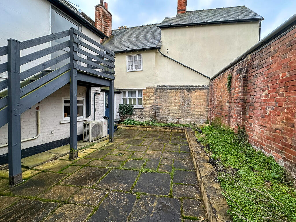 Courtyard (2)