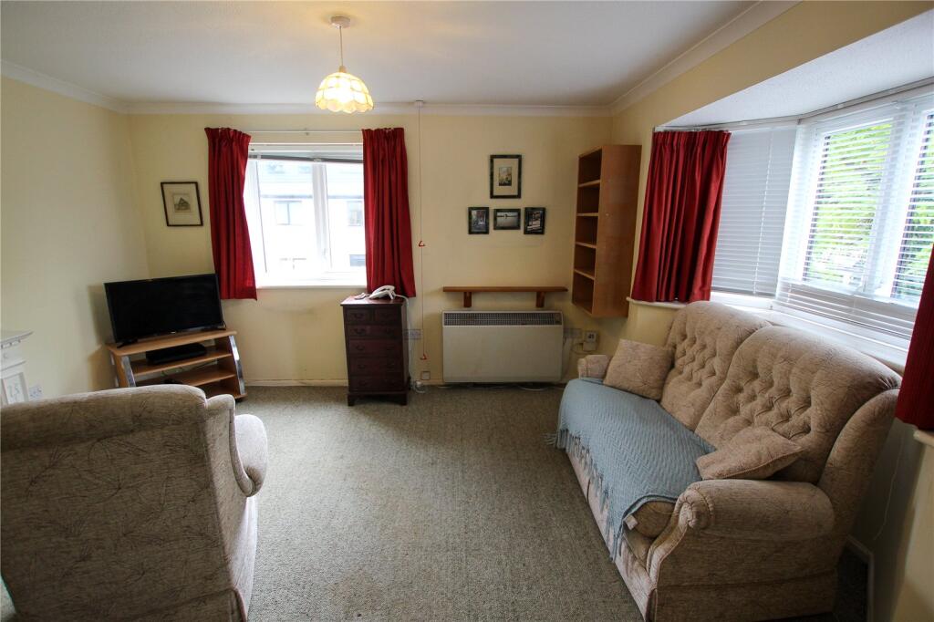 Living/Dining Room.