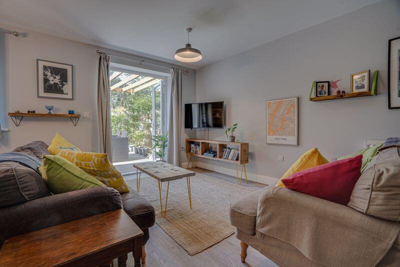 Living room picture 2