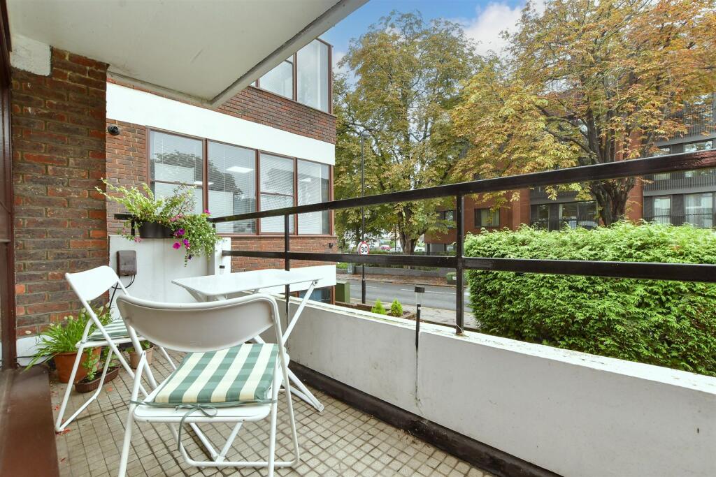 Balcony / Terrace