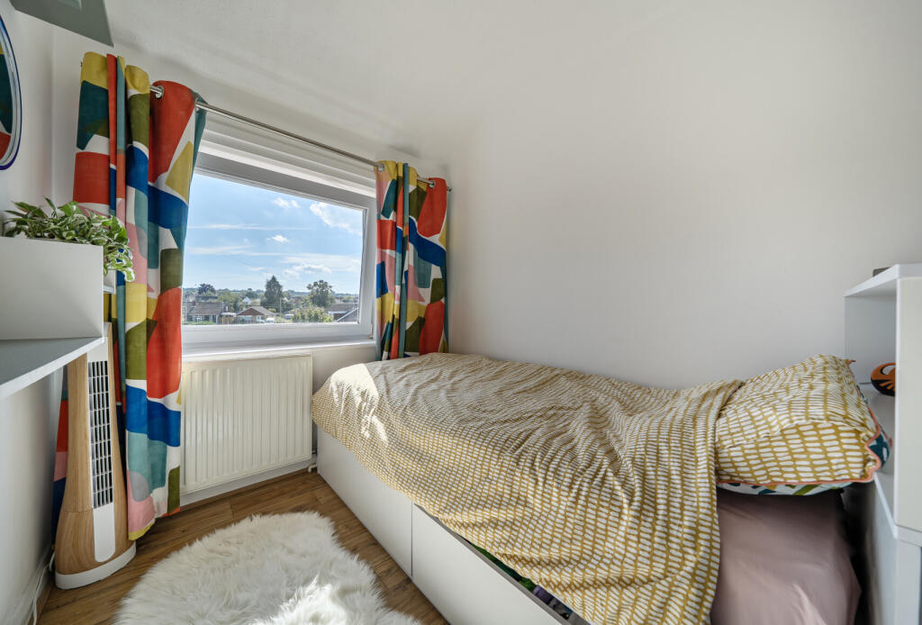 1360488-9-68da7ee...