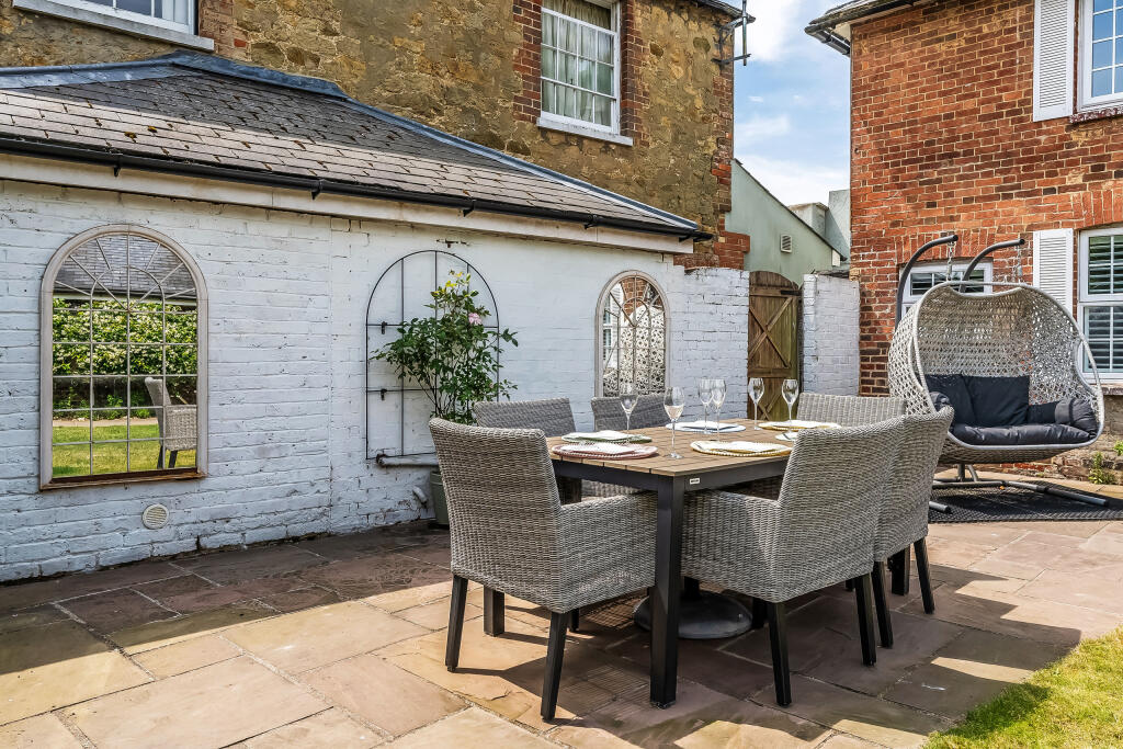 Lashmar-Cottage-9