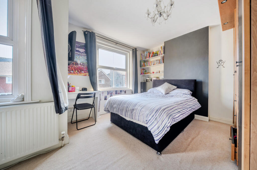 1382771-28-692051...