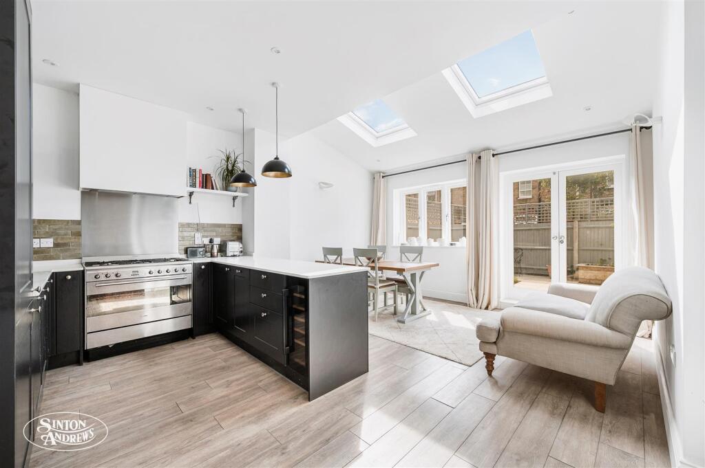 43 Balfour Road-6.jpg