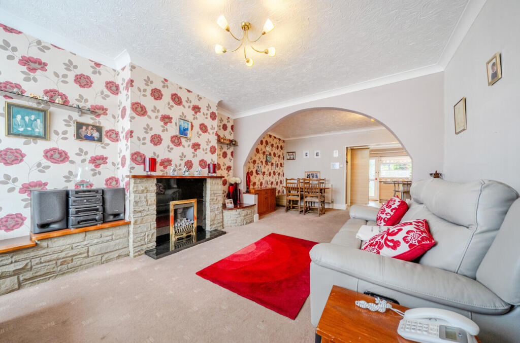 1331184-9-6882295...