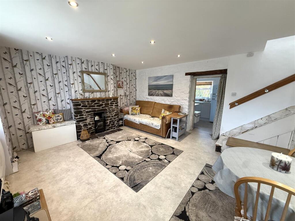 Living / Dining Room