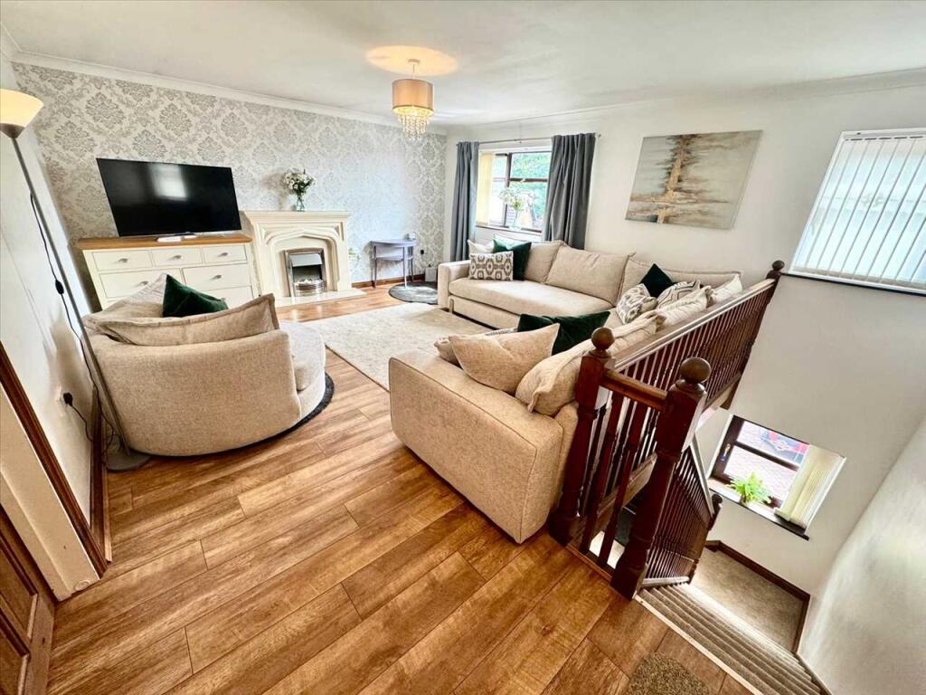 Lounge (First Floor)