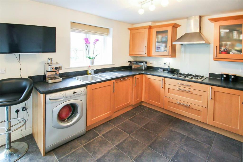 Dining Kitchen Aspect 2