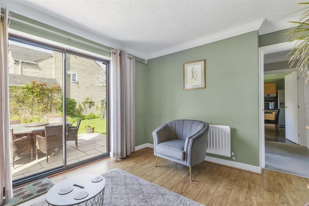 Lounge / Playroom / Formal Dining Room