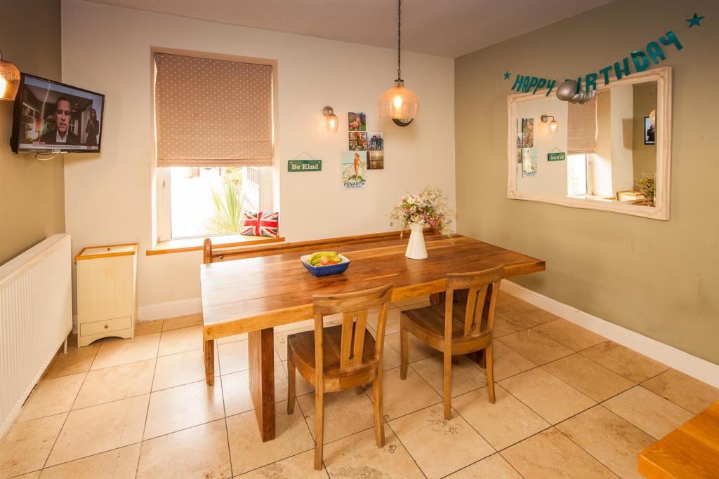 3_Beech_Road_Penarth-29.jpg