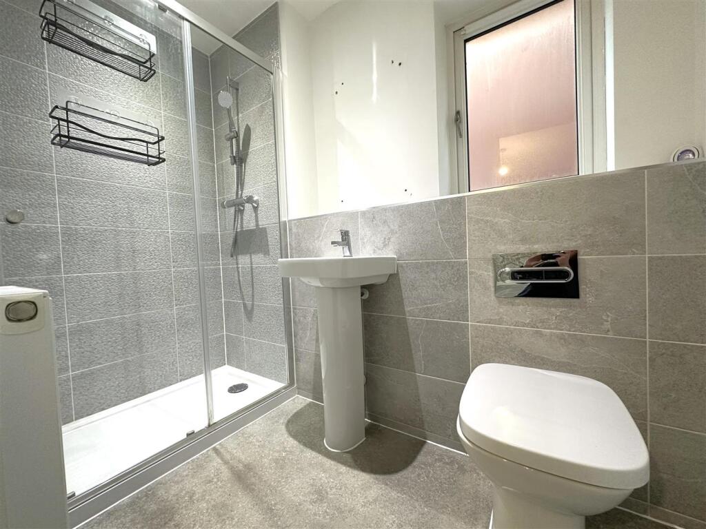 En-Suite Shower Room 766