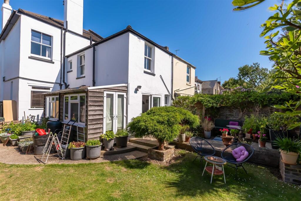 Christchurch Rd-25.jpg