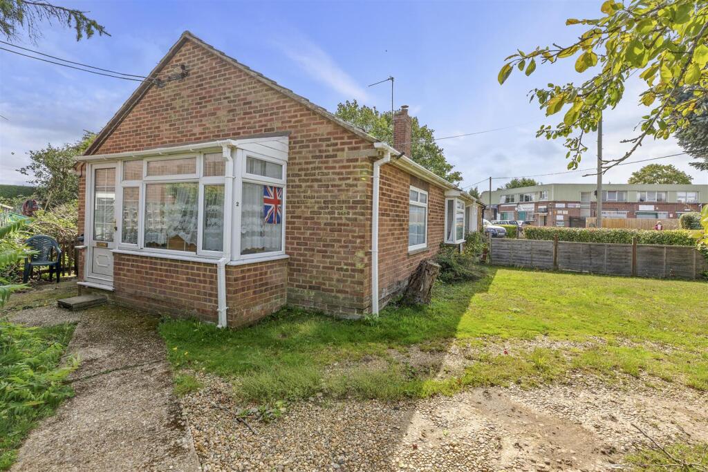 2 Ridings Cottages, Earl Howe Rd, HP15 6QQ-11.jpg