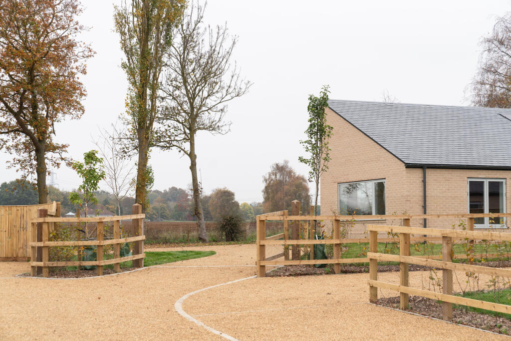 241070 - a0OP6000004lx8nMAA_N48.jpg