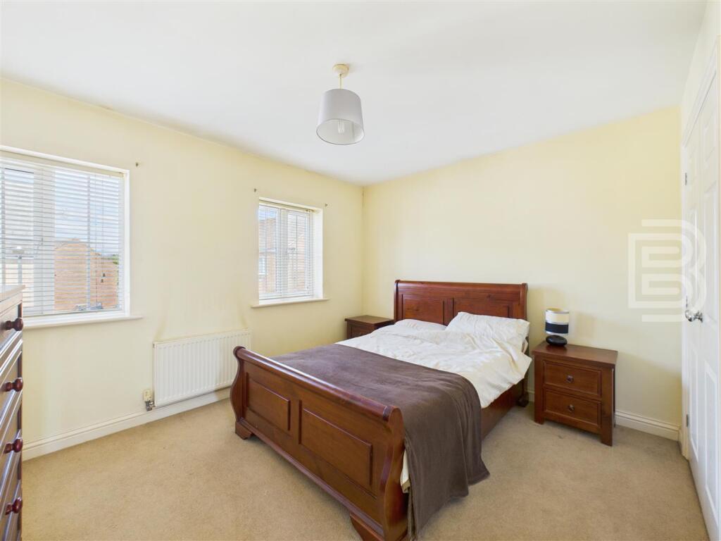 Bedroom 1 (1).jpg