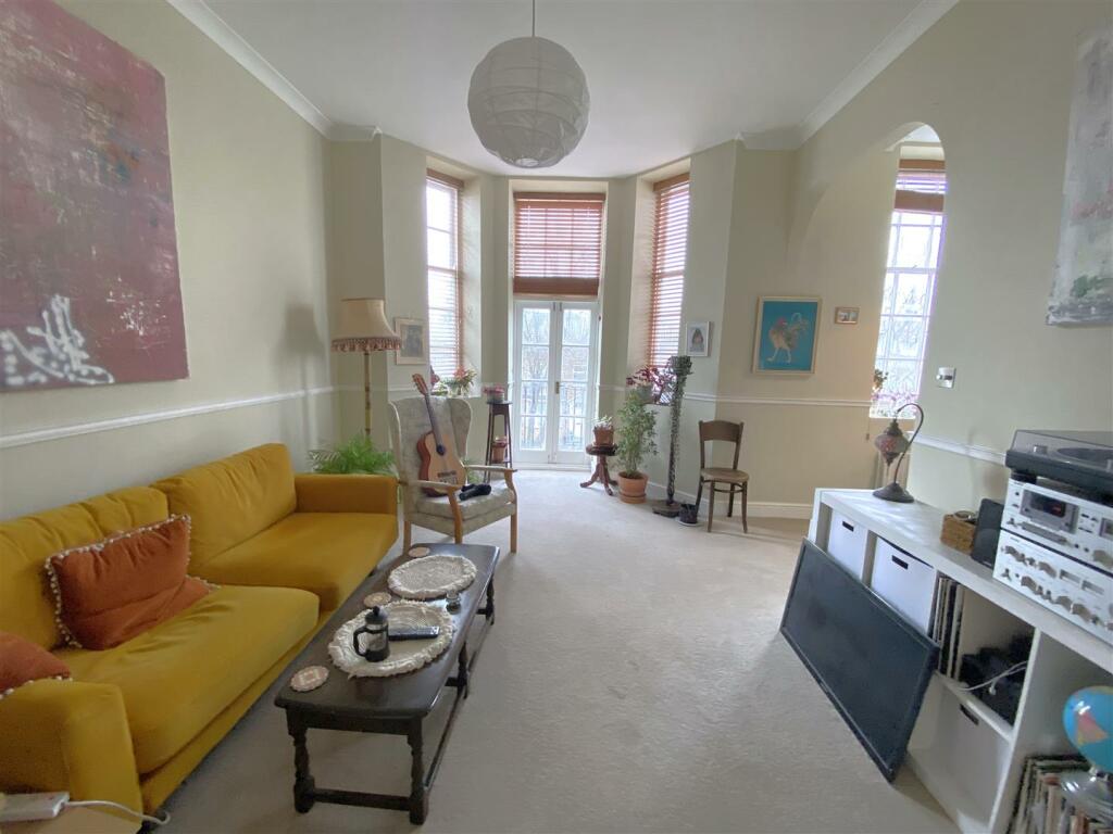 Living room.jpg