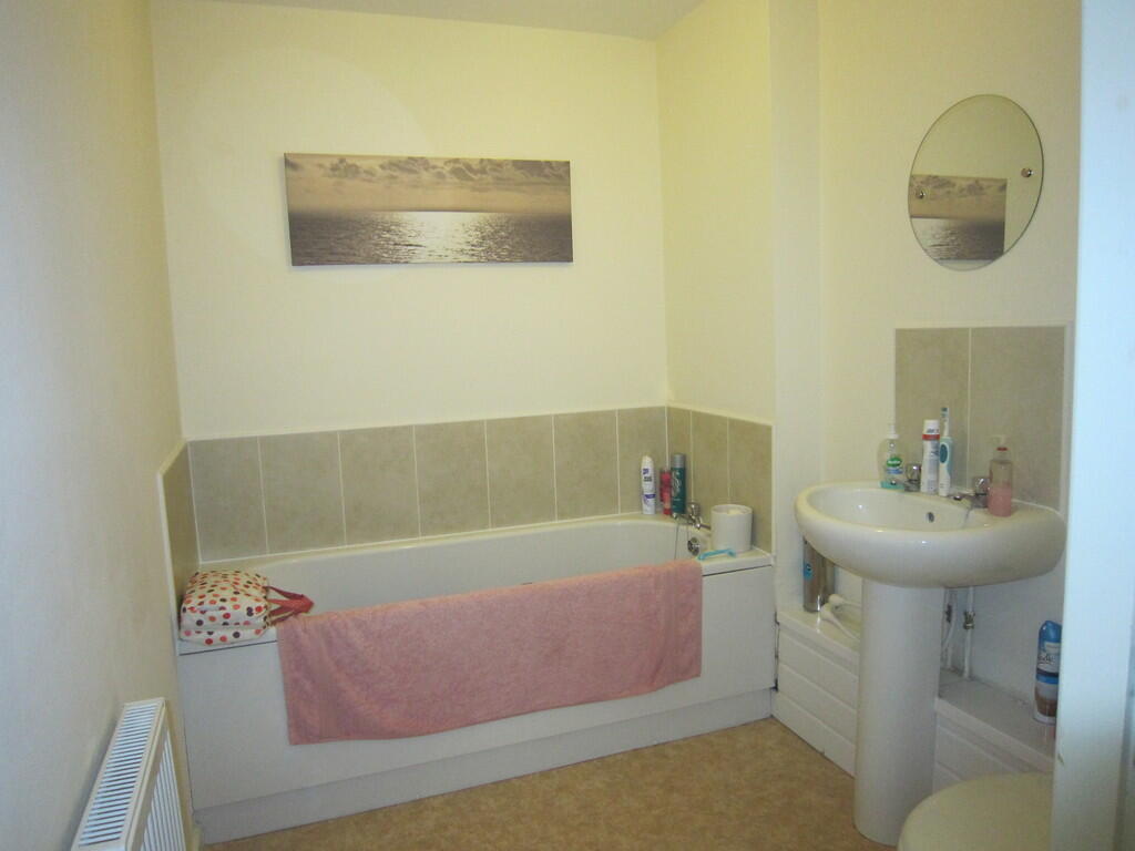 HOUSE BATHROOM