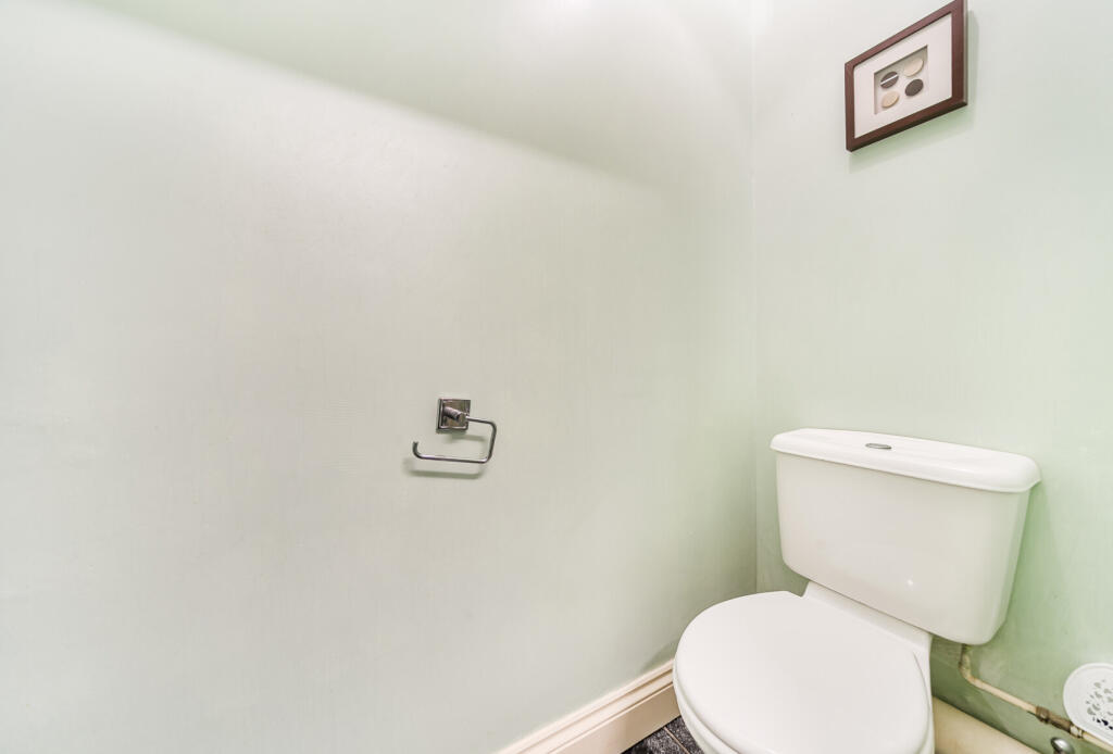 1369046-9-68f10f4...