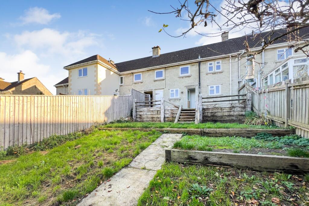 12 Hazelbury Hill, Box, Wiltshire, SN13 8LB