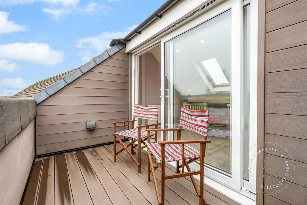 Ffordd Nowell, Hern Crabtree (6).jpeg