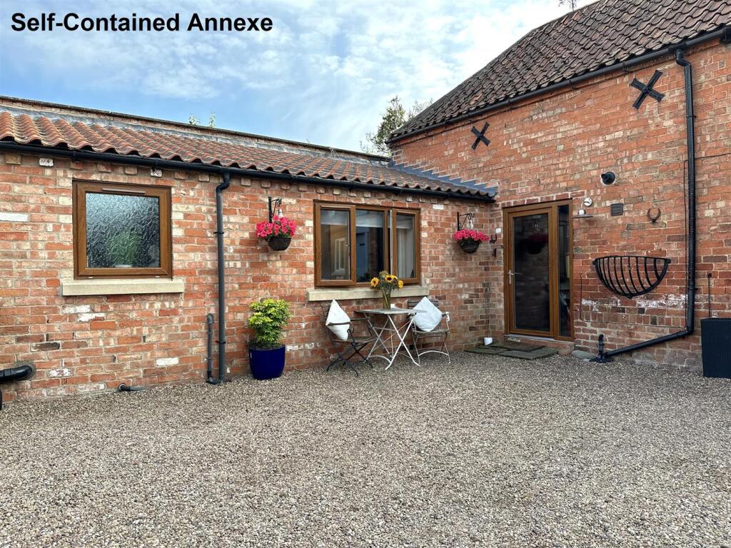 Self-Contained Annexe 497