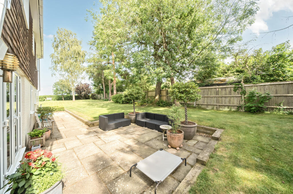 1300223-25-683890...