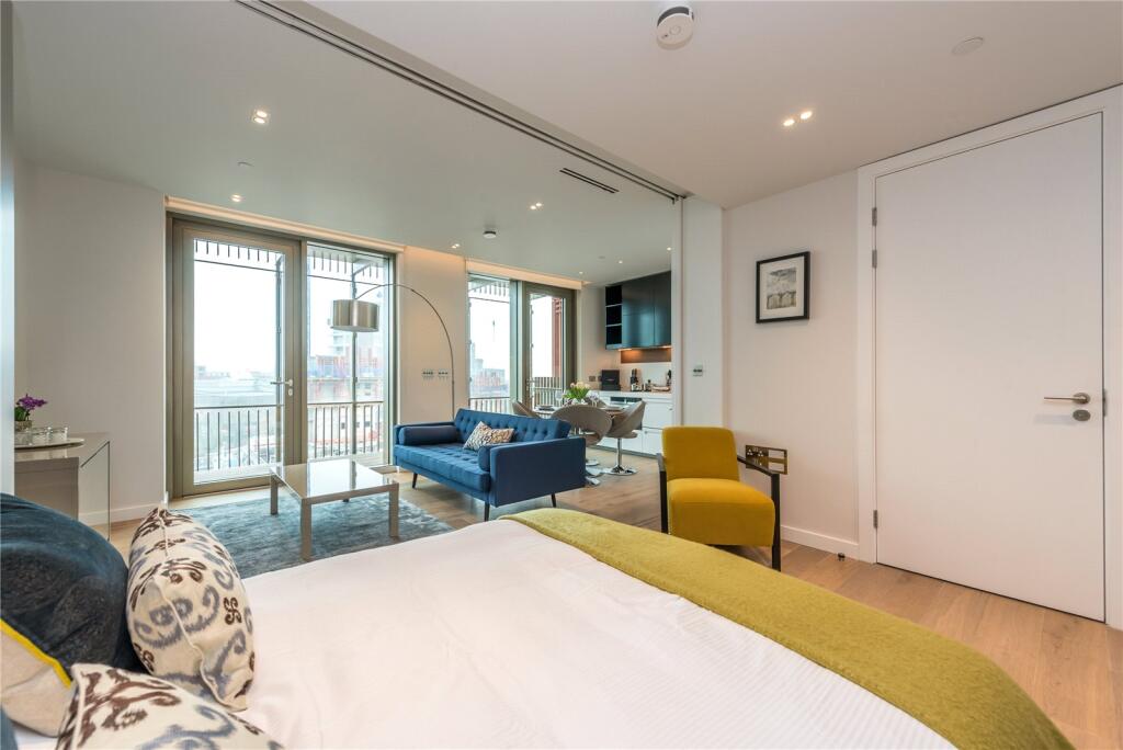 Studio Apartment