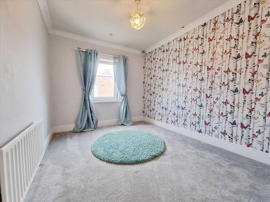 Bedroom 3: