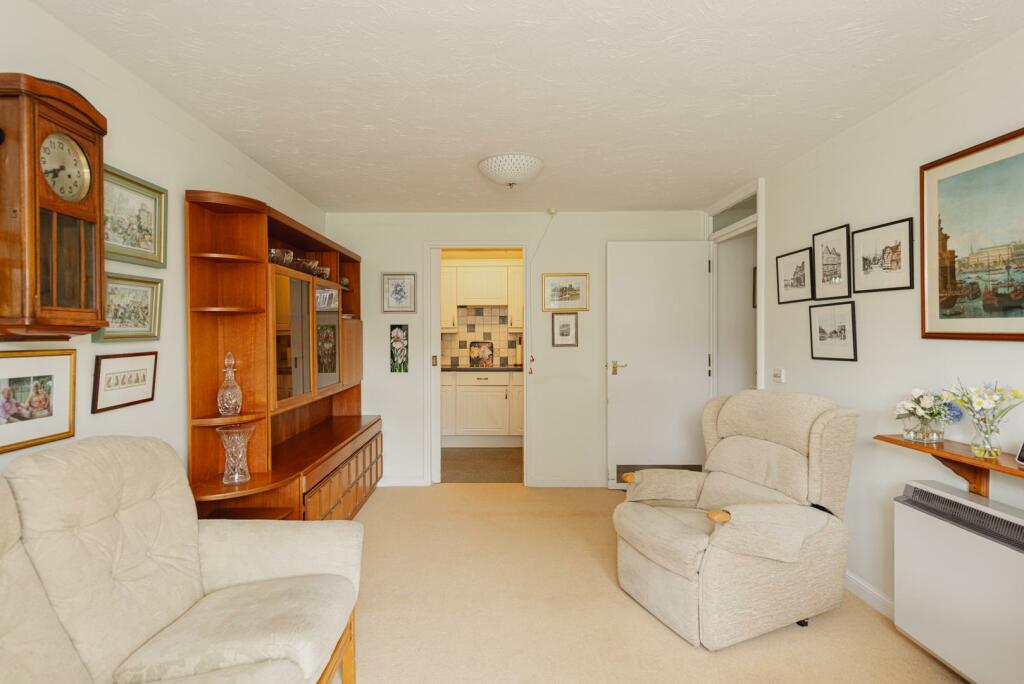 Rightmove 8.jpg