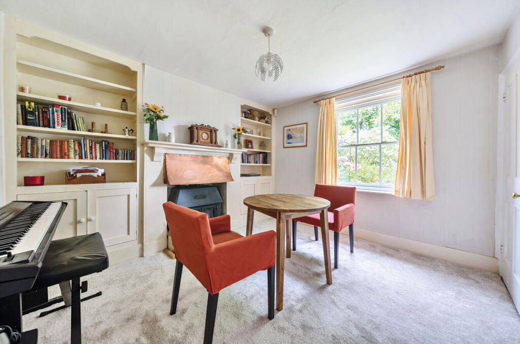 1302544-10-684b1e...